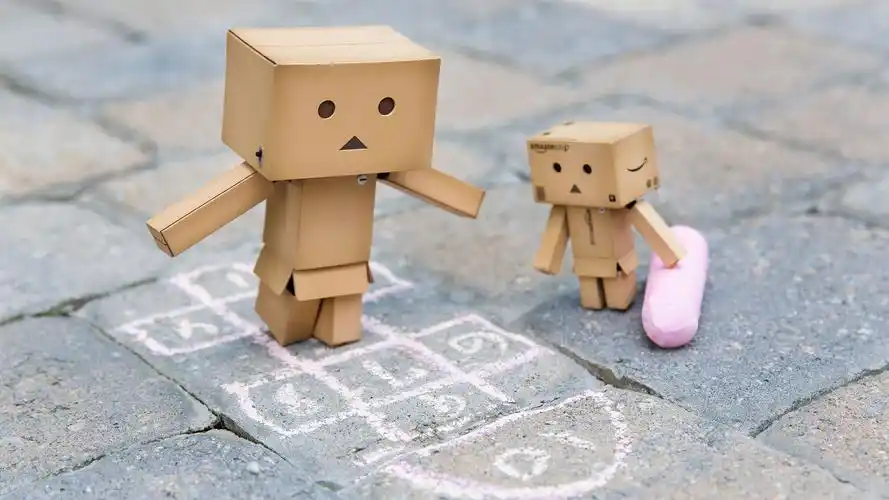 伤感纸箱人阿楞高清电脑壁纸