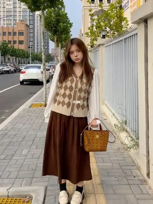 130斤微胖女生秋天氛围感穿搭好方便