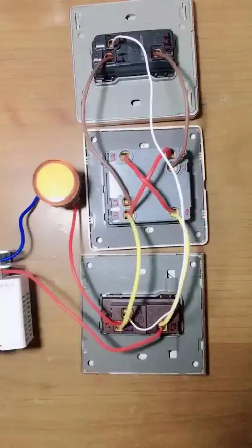 三个开关控制一盏灯,另类接法