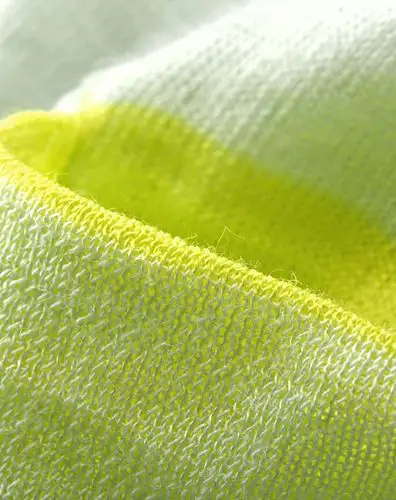 浅水绿 田园镂空撞色防晒衫