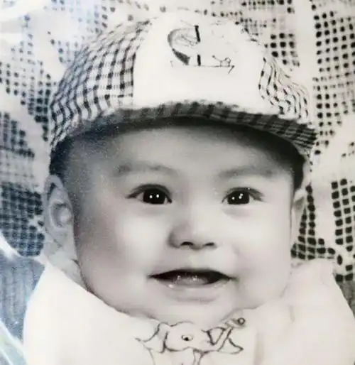 还记得严屹宽和杜若溪的女儿吗这么可爱还被说丑
