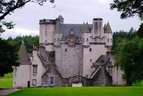 世界上10个诡异的鬼屋,弥漫着恐怖的气息,会吓到你魂不着体!