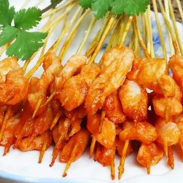 【天猫】 100串里脊肉小肉串商用油炸小串 铁板烧烤食材半成品批发