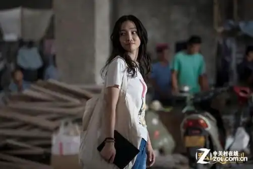 在《私人订制》电影上映后,不少有心的朋友在微博,豆瓣等网络媒体上