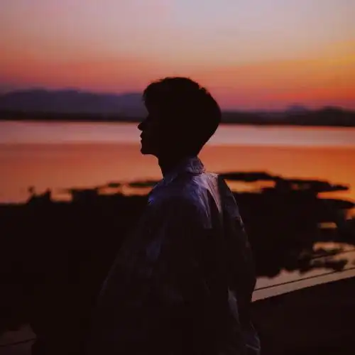 好看唯美意境清新的帅哥头像ins风格送给喜欢的你