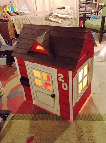 纸箱制作精美大房子_巧巧手幼儿手工网