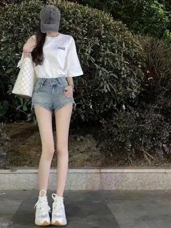 实拍实价~低腰包臀牛仔短裤 - 17网