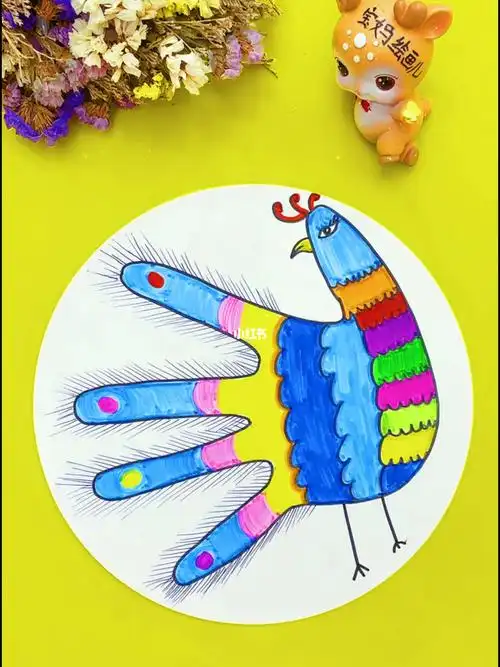 创意画:手掌画孔雀08…_绘画_手工制作_创意画_美术_创意美术_儿童