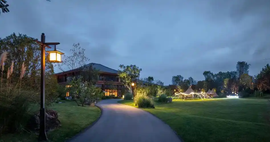 岛屿山行太白山唐镇瑞斯丽温泉度假酒店