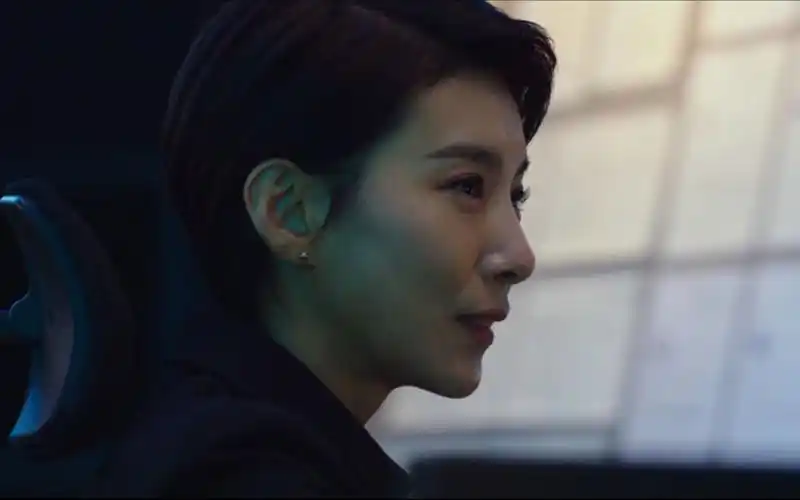 烧脑悬疑韩剧《恶女》中权部长也太帅了,金瑞亨最牛.