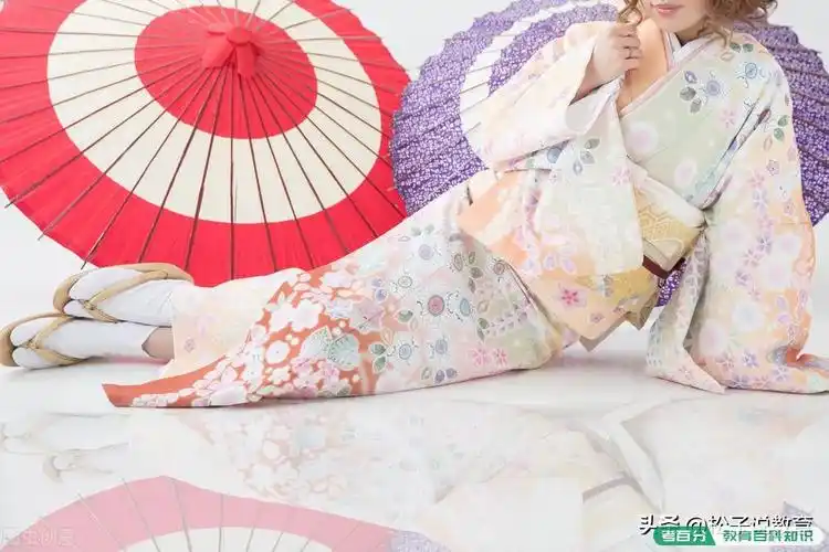 日本人穿的白色袜子叫什么 日本人对袜子的需求(图2)