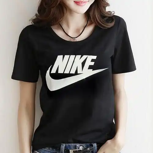 耐克nike女款运动休闲短袖t恤829748视频