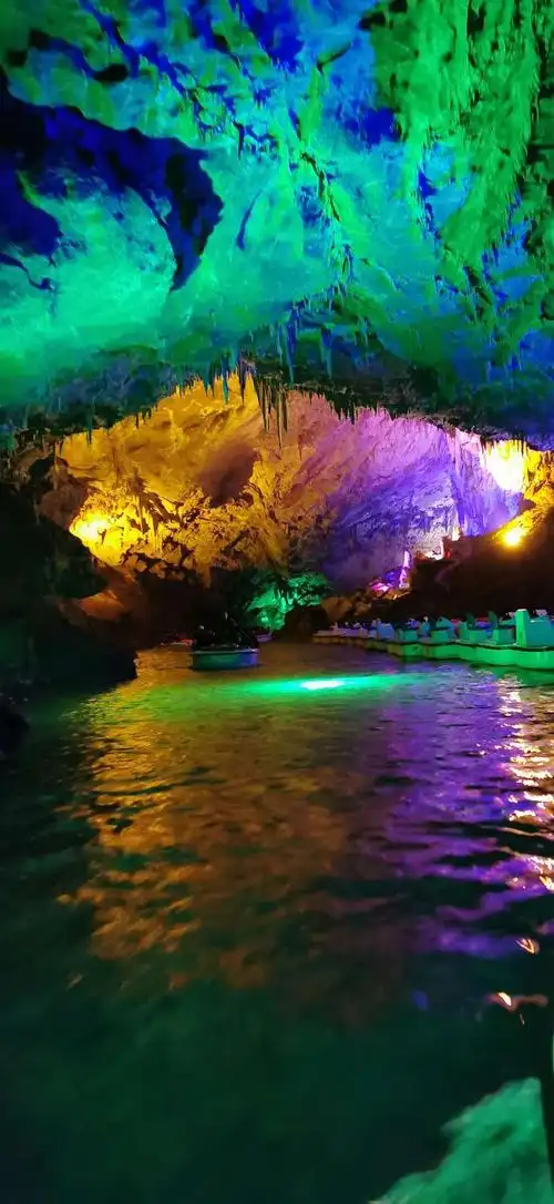 辽宁本溪水洞景色