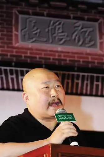 导演丁黑谈《长恨歌》:落在地上的精致世俗