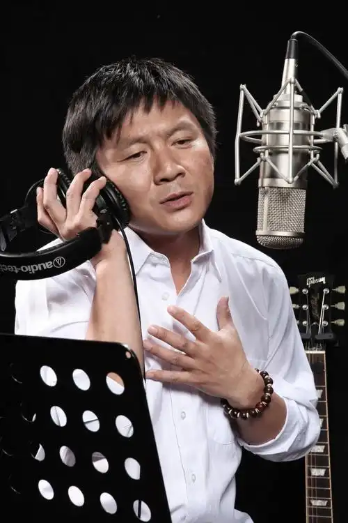 心动丨金岩羊贺兰山原创音乐盛典高旗赵牧阳栾树做评委