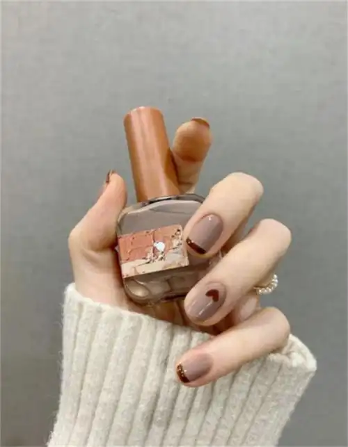 美甲分享适合手黑的妹子高颜值美甲百搭好看又显白