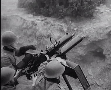 盖茨称自己的婚姻没有爱情糟老头子坏得很的动态图