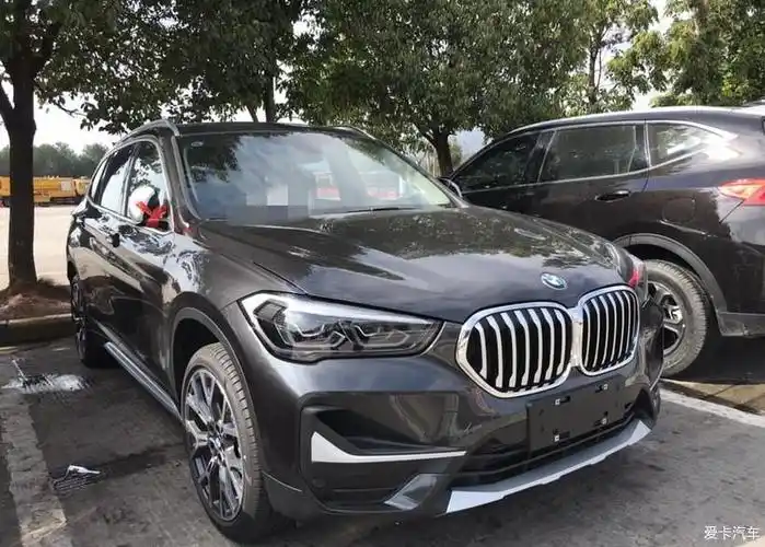 宝马x1提车作业x1神秘灰