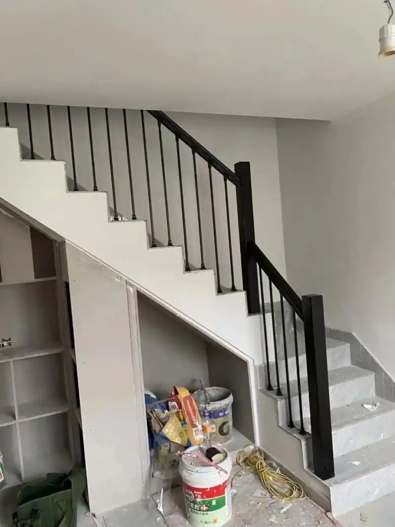 楼梯扶手省钱90攻略来了 谁说简简单单的楼梯扶手不好看的,站出来