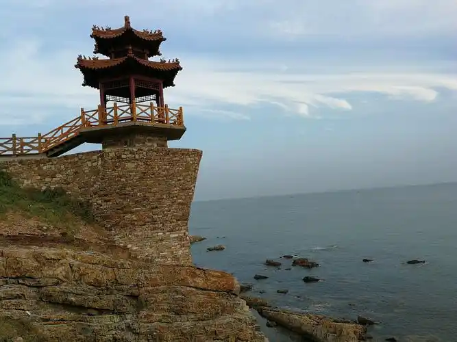 2019月牙湾公园游玩攻略,以上图标志为中心,南边和北.【去哪儿攻略】