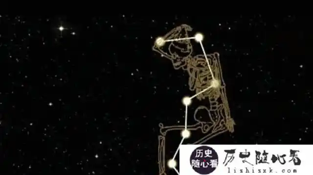 北斗七星是由七颗星组成的,他们分别是天枢,天璇,天玑,天权,玉衡,开阳