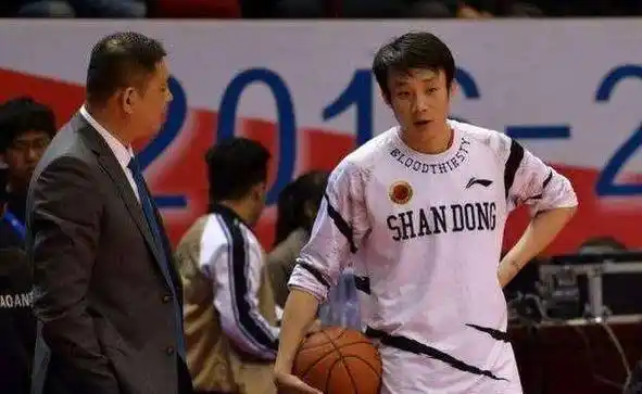 将出面斡旋丁彦雨航重返cba巩晓彬会给面子吗?_睢冉_山东男篮_双方