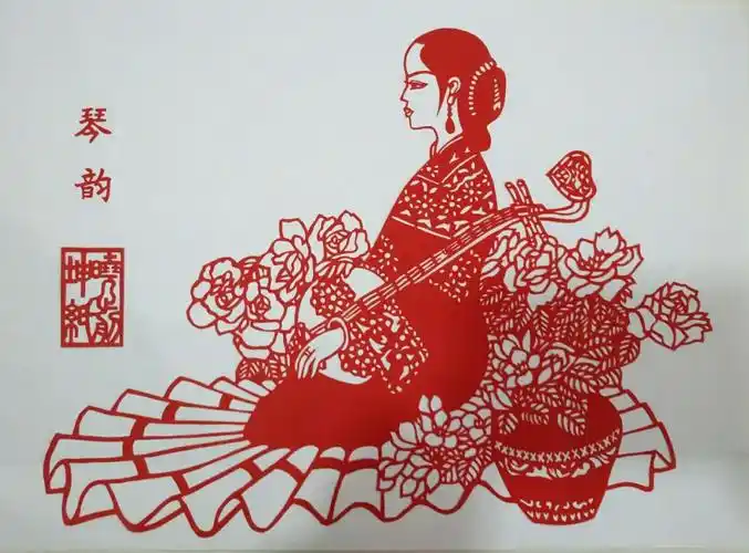 感谢诗友们对剪纸作品的欣赏和诗作鼓励