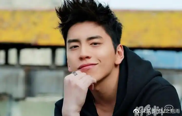 王大陆家世显赫吗 资源超好的他是不是一位富二代