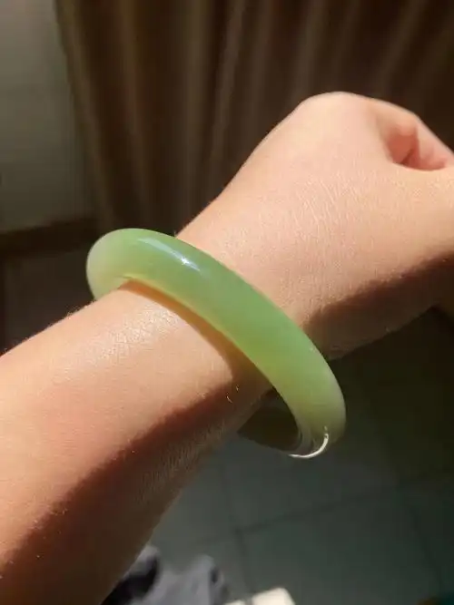 二歌美玉新疆和田玉翠青手镯玉镯