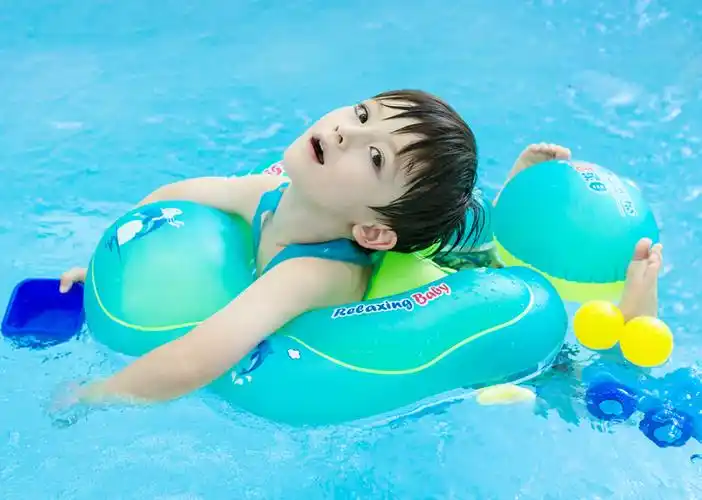 婴儿游泳值得加入宝贝成长计划吗?