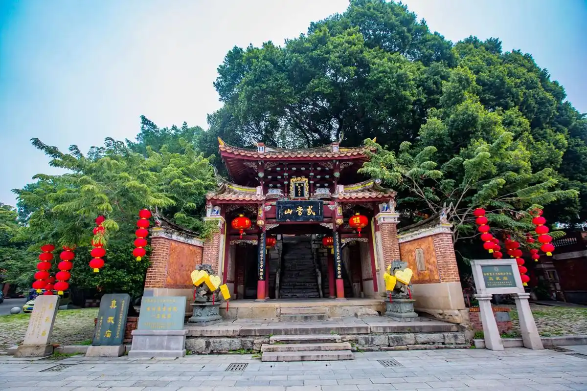 泉州真武庙,八闽玄天上帝第一行宫,是宋元海洋贸易的重要古迹