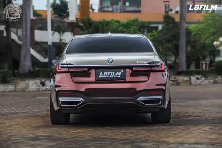 宝马7系lb改色膜-双拼液态金属咖 液态金属香槟金,满屏尊贵气息