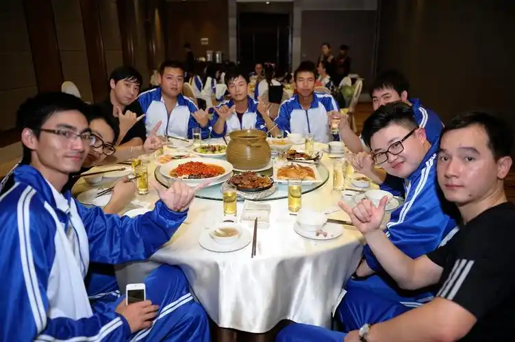 同学聚会哪家强,三小95级属(7)班——三小95级(7)班入学二十周年主题