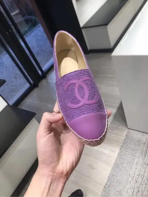 女鞋 单鞋/休闲鞋 chanel香奈儿 2020早春新款花昵拼皮渔夫鞋 #570