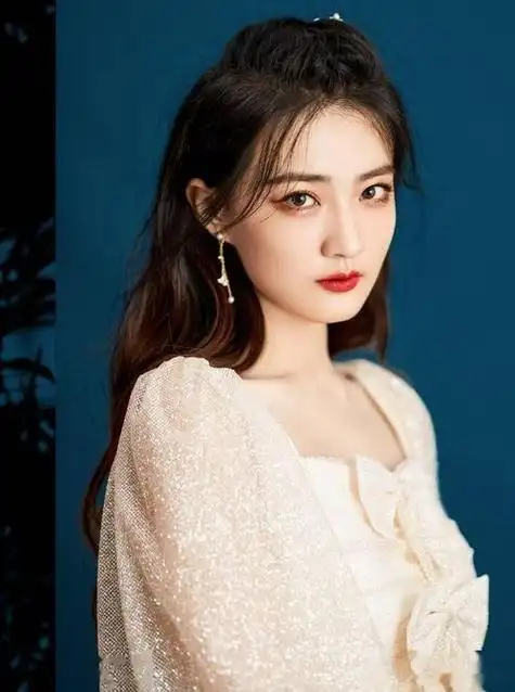 徐璐从薛宝琴到顾晓梦她用演技证明了自己的魅力