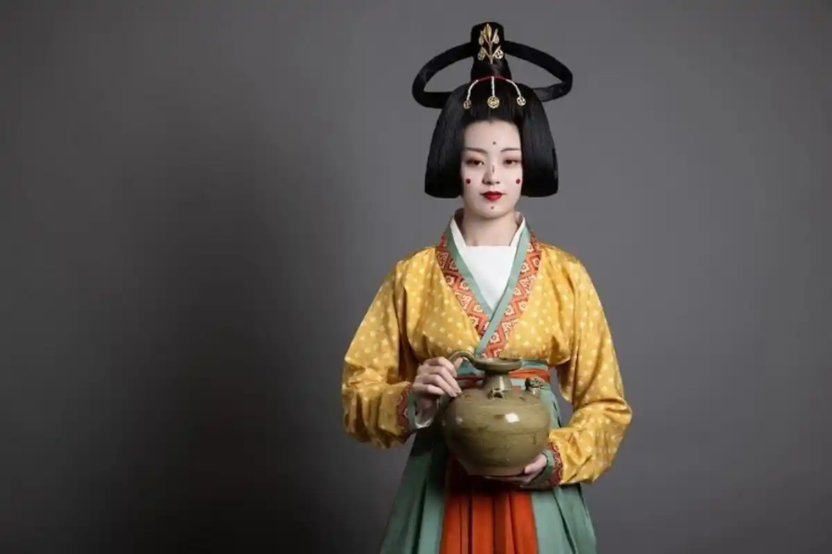 【装束复原】之东晋 【东晋仕女装束】 自汉末以来