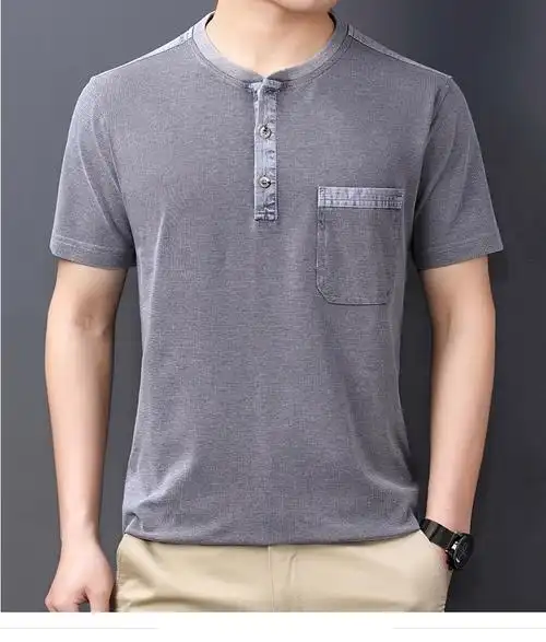 太子龙轻奢高端无领t恤男士短袖中老年爸爸夏装有兜口袋体恤带扣半袖