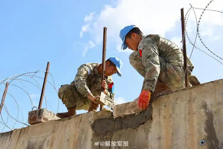 我第22批赴黎维和工兵分队高标准完成12项紧急任务 - 中国军网