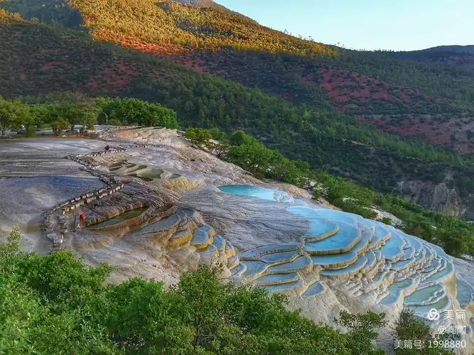 七彩云南之旅～昆明(东川红土地,香格里拉,梅里雪山,泸沽湖)美景人物