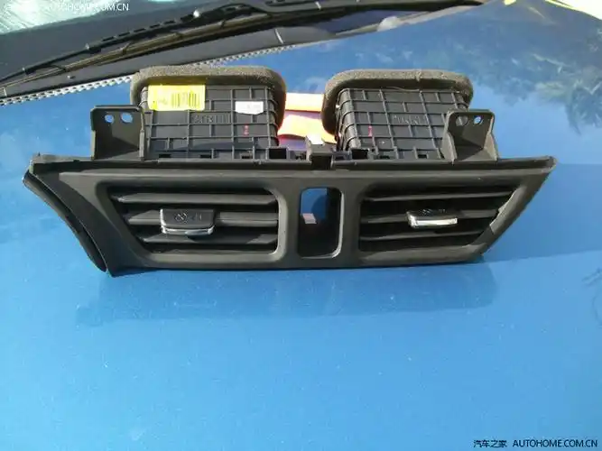 k2空调出风口更换作业