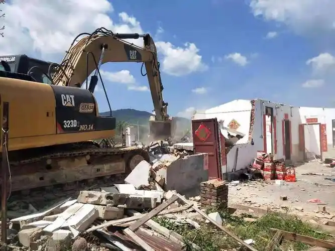 三亚市海棠区拆除"两违"图斑违法建筑进行时(第九十六期)