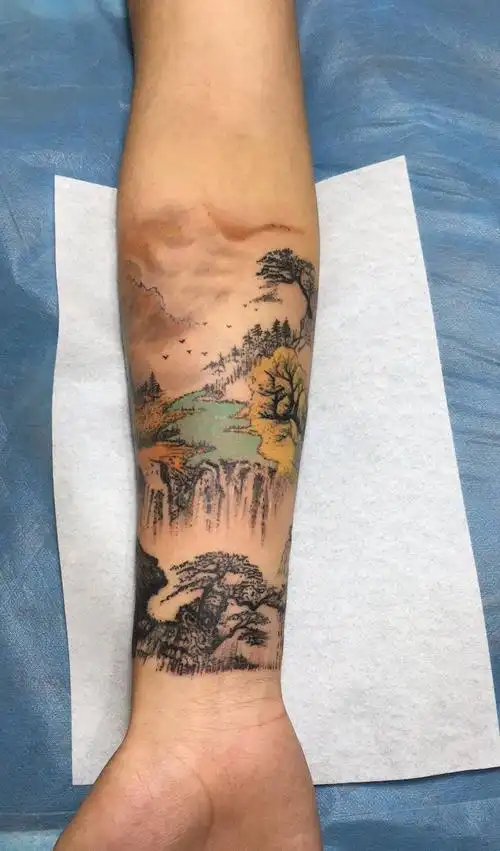 中国风山水包小臂纹身图片