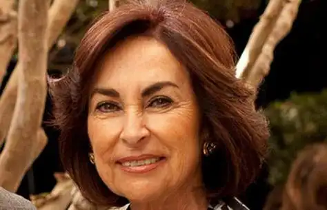 2021年全球十大女性亿万富豪第一名是化妆品巨头3