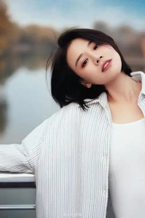 剪了短发的马思纯,少年感拉满!_腾讯新闻