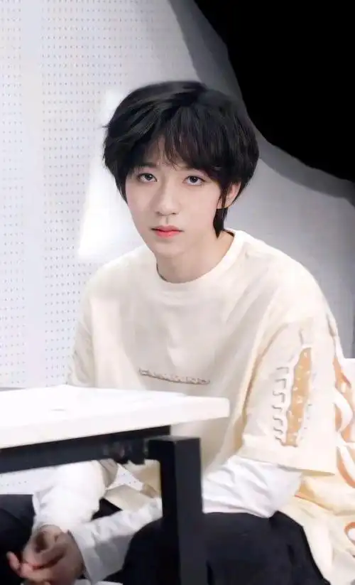 贺峻霖神图合集