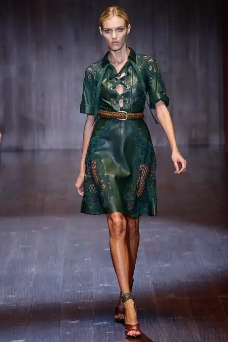 gucci 明年春夏飘出各国风情