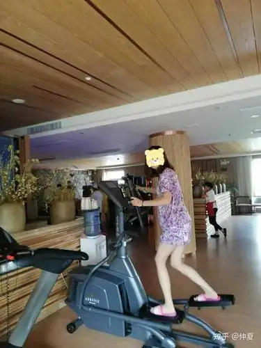 身高165cm的女生多少斤看起来苗条?