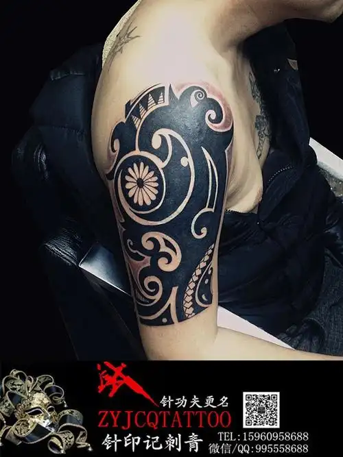大臂图腾纹身(2)