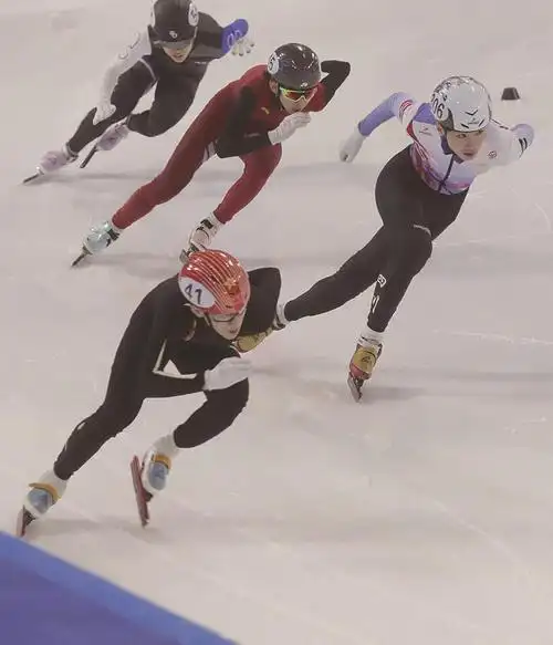 20232024赛季全国短道速滑青少年锦标赛开赛