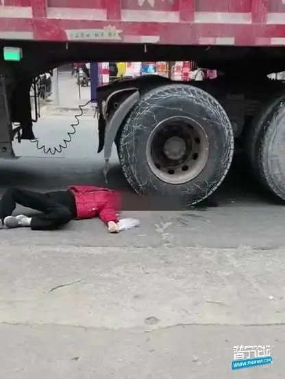 血肉模糊潮汕一女子头部被碾导致当场身亡